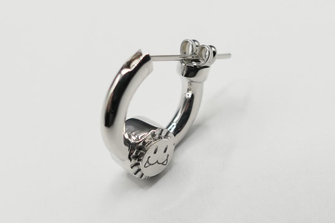 新品　未使用　ライオンハート　レオ　フープ　ピアス　LION HEART