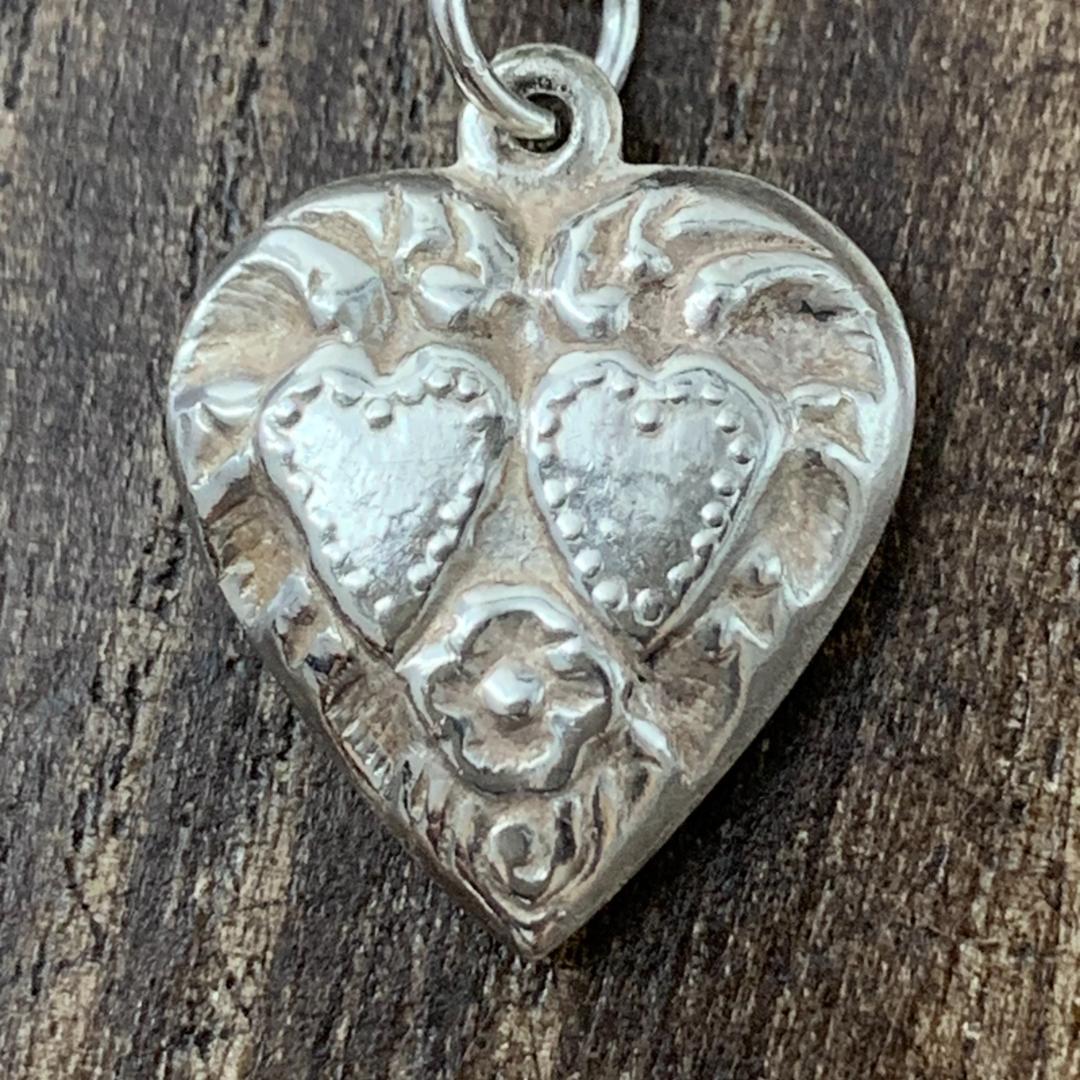 スウィートハートジュエリー ダブルハート 勿忘草 シルバーヴィンテージネックレス