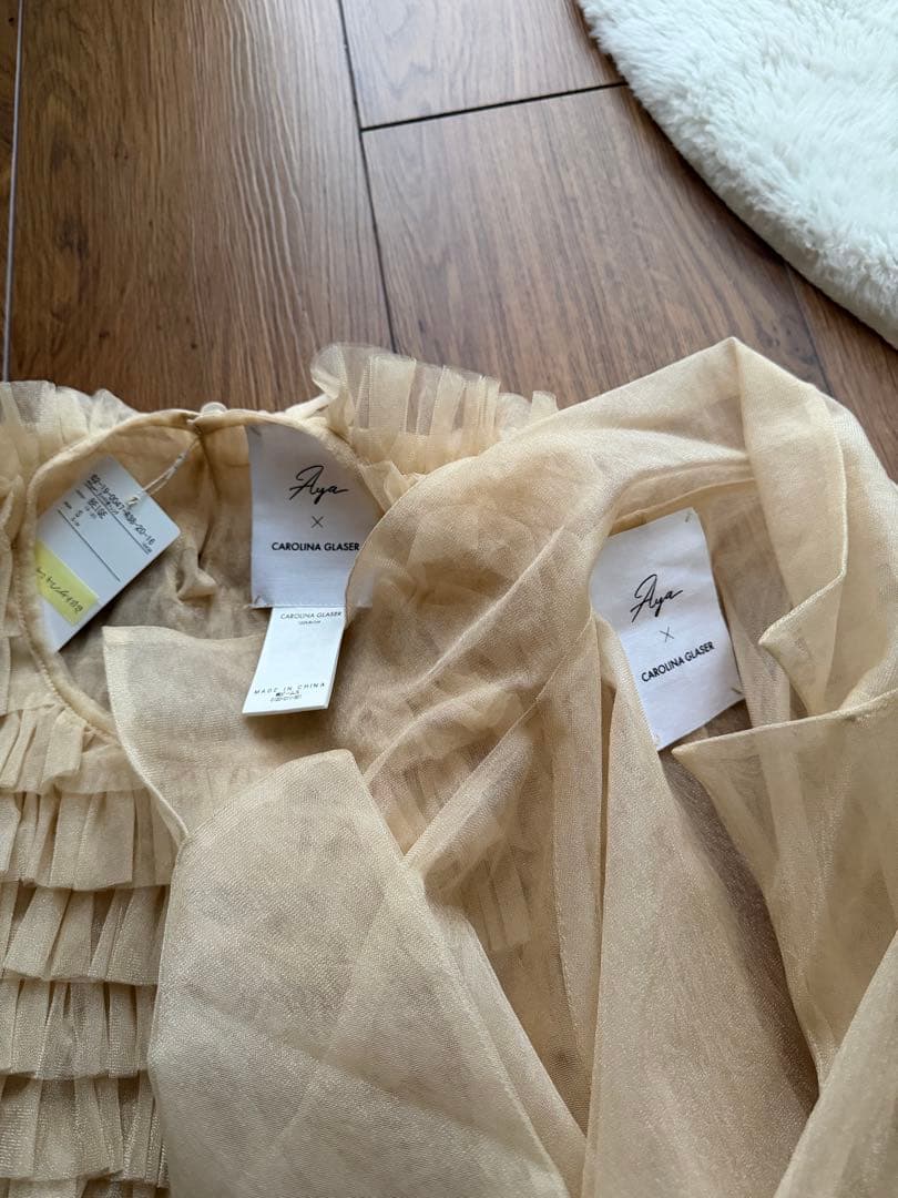 CAROLINA GLASER ワンピース　ベスト付き チュールトレンチコート