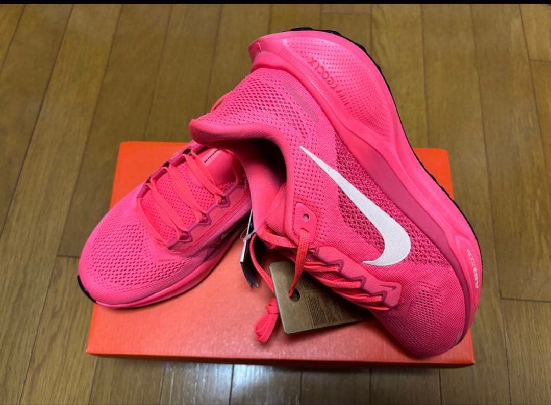 期間限定Nikeスニーカー　zoomペガサス