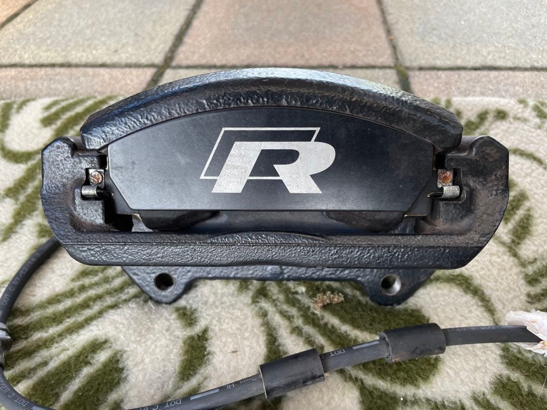 VW GOLF 7R　純正フロントブレーキ