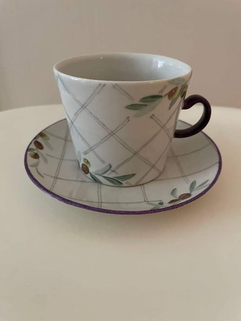 阿部慎太朗　オリーブ柄 カップ&ソーサー