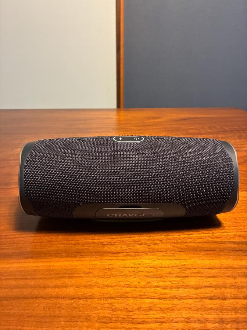JBL CHARGE4 Bluetoothスピーカー 防水　美品　動作確認済み