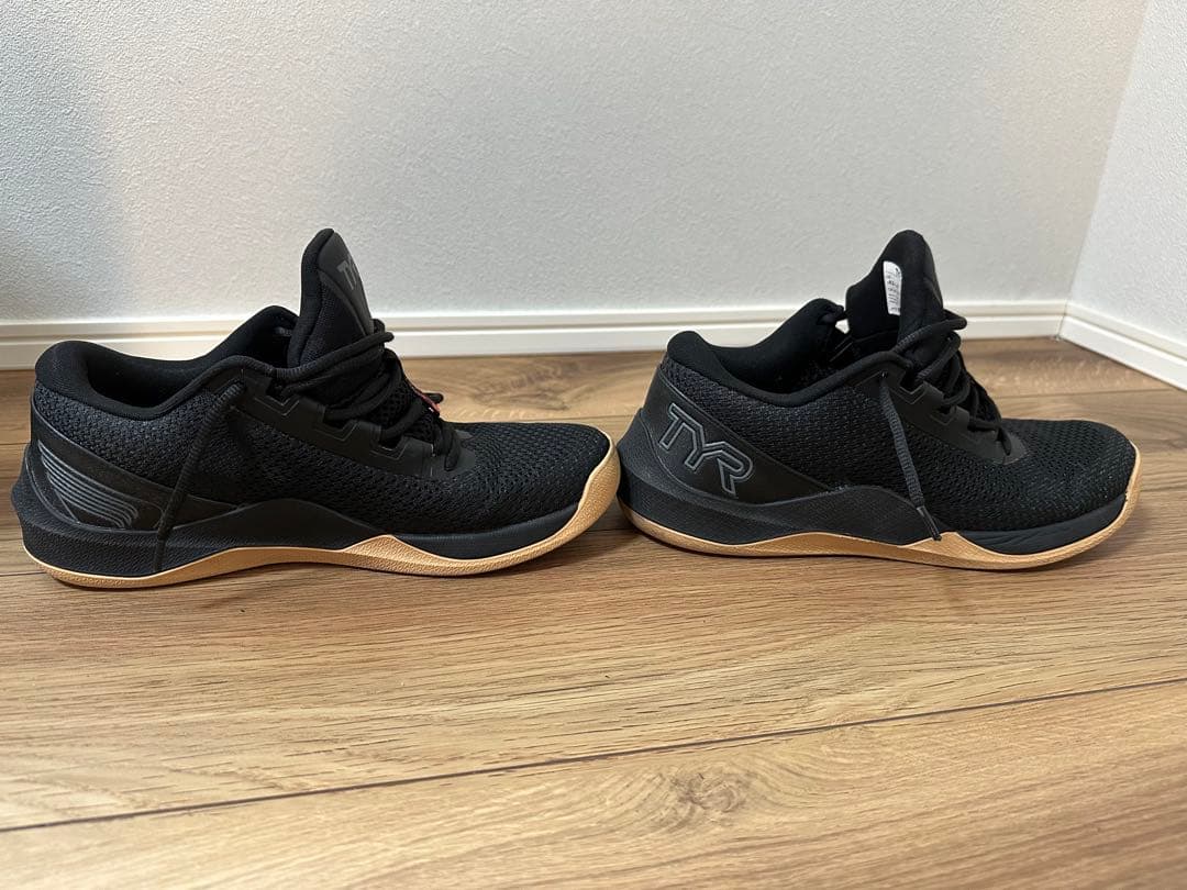 TYR CXT-2 トレーニングシューズ　US M7/W8.5 24.6cm