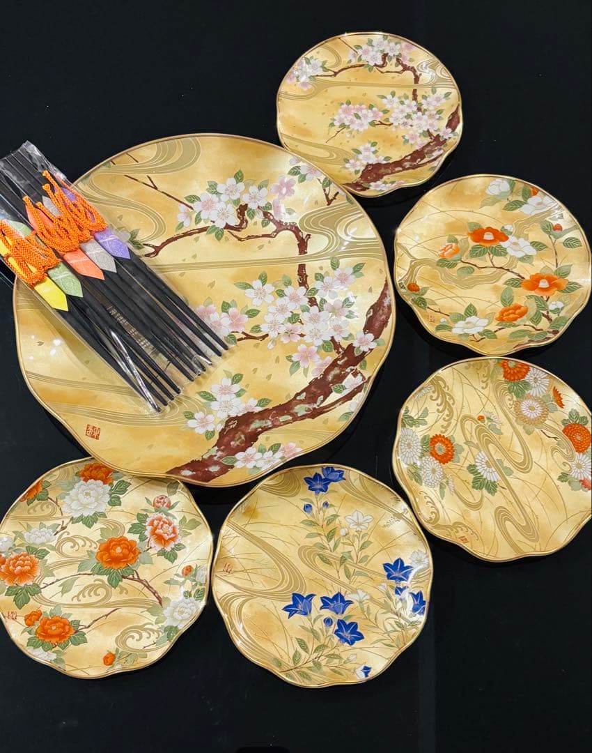 山本寛斎 ガラス製 大皿1枚小皿5枚 箸5膳 桜・牡丹・椿・桔梗・菊