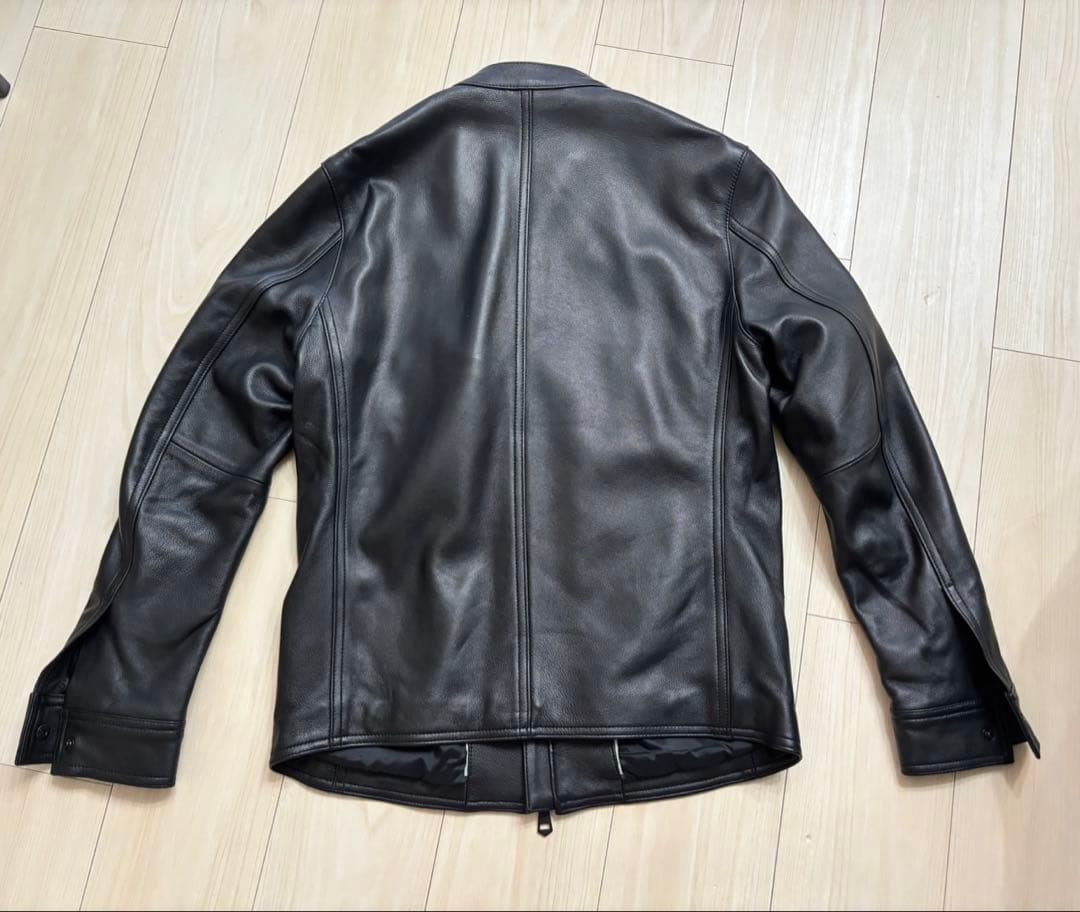 ウノピュウノウグァートレ　シングルレザージャケット