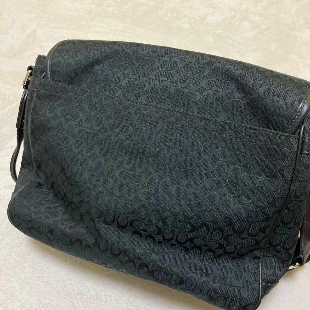 【極美品】コーチ シグネチャー斜め掛けショルダーバッグ メッセンジャーバッグ