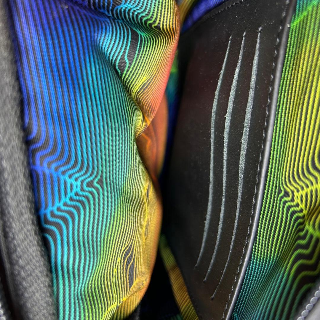 【極希少】LOUIS VUITTON アシンメトリカル 本革 ボディバッグ 黒