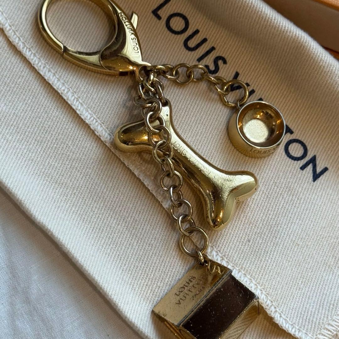 【貴重】Louis Vuitton ルイヴィトン キーホルダー 犬 ゴールド
