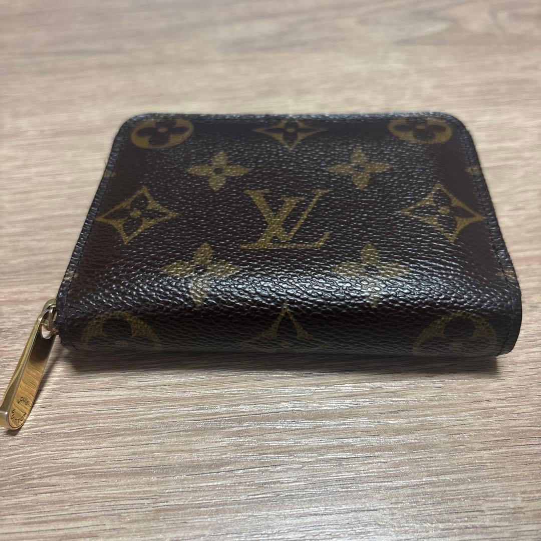 LOUISVUITTON ジッピー・ パース