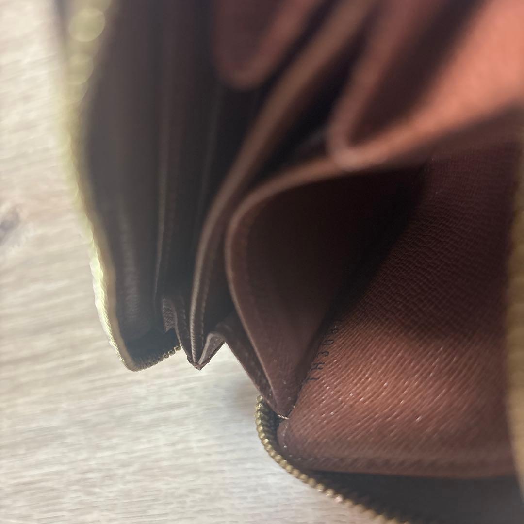 LOUISVUITTON ジッピー・ パース