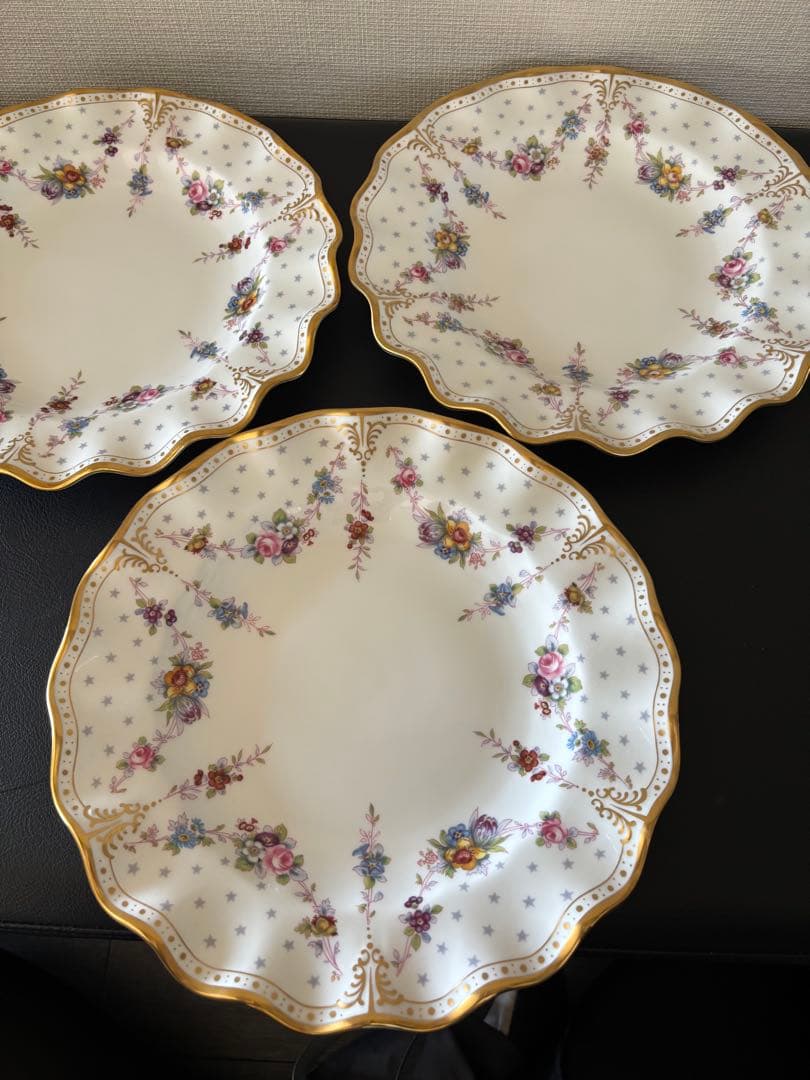 美品 ロイヤルクラウンダービー ロイヤルアントワネット ディナープレート3枚