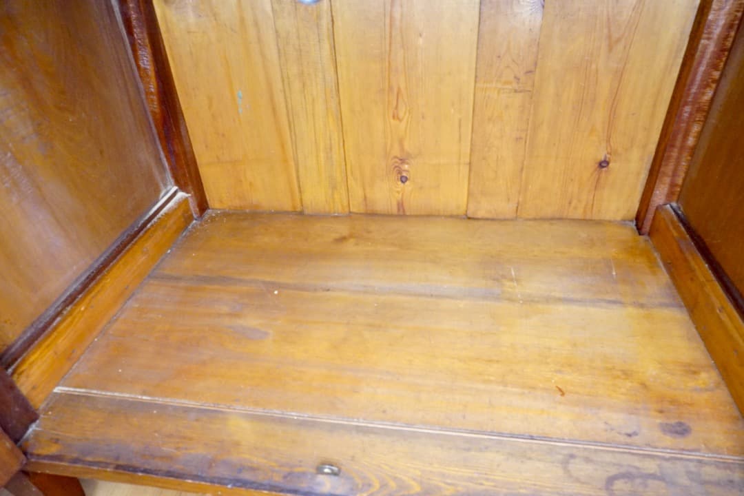 イギリス アンティーク カップボードチェスト