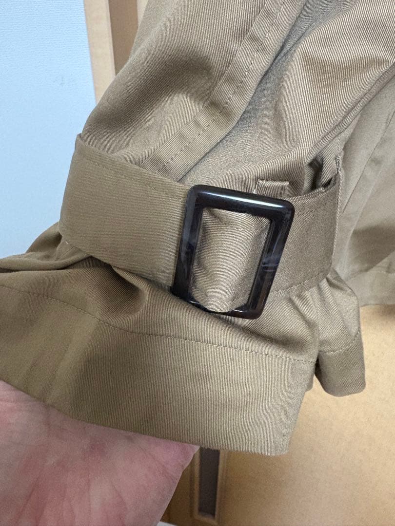 キャンディースリーブショートトレンチコート　アパートバイローリーズ