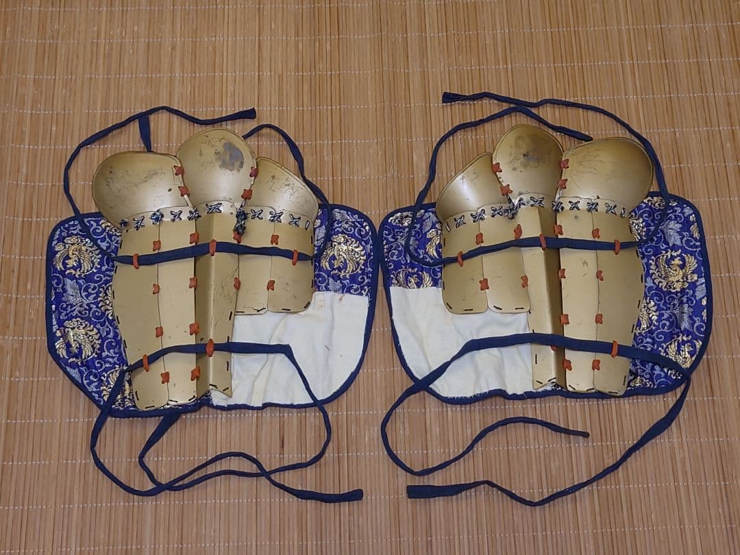 ★★☆全国送料無料☆緋縅本小札大鎧☆等身大大鎧一領☆鎧兜・甲冑★★