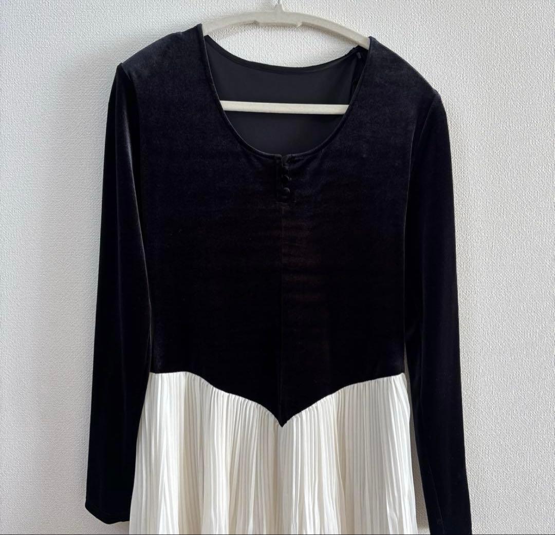 anuans（アニュアンス） ベロアシフォンドッキングワンピース