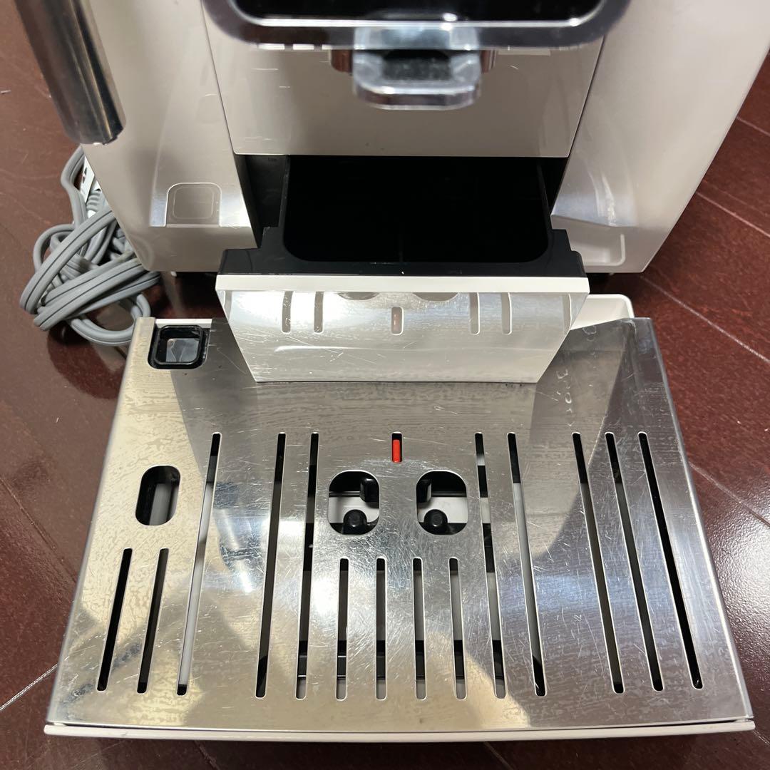 デロンギ　ディナミカ　Dinamica エスプレッソマシン