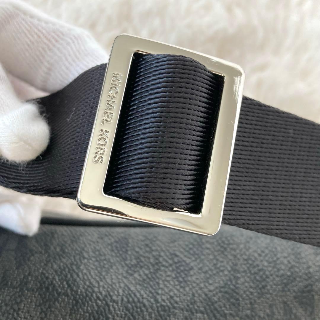 【美品】マイケルコース ケンリー シグネチャー ウエスト ボディバッグ メンズ