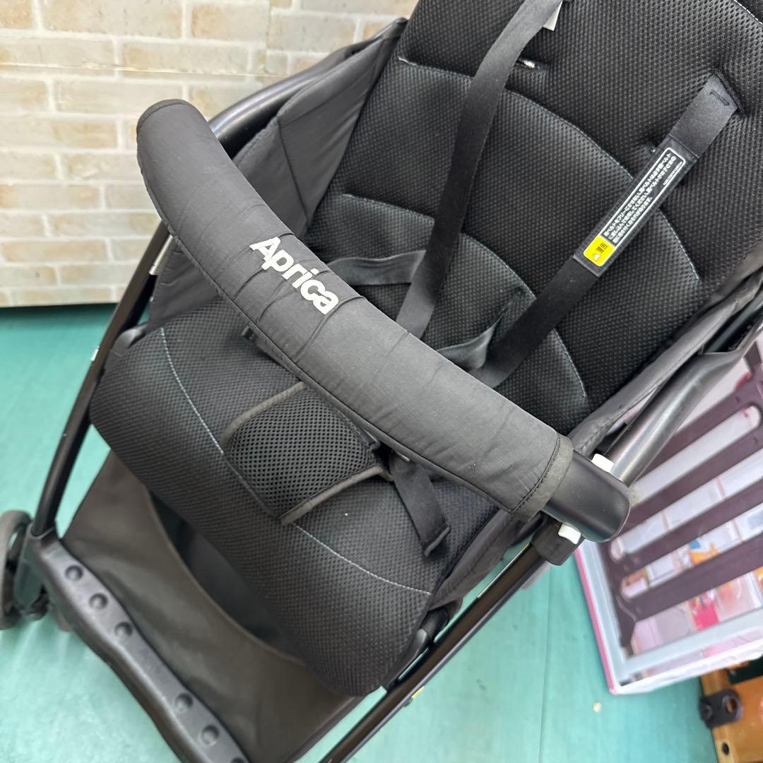 Aprica マジカルエアー　CU 軽量バギー　折りたたみ　B型