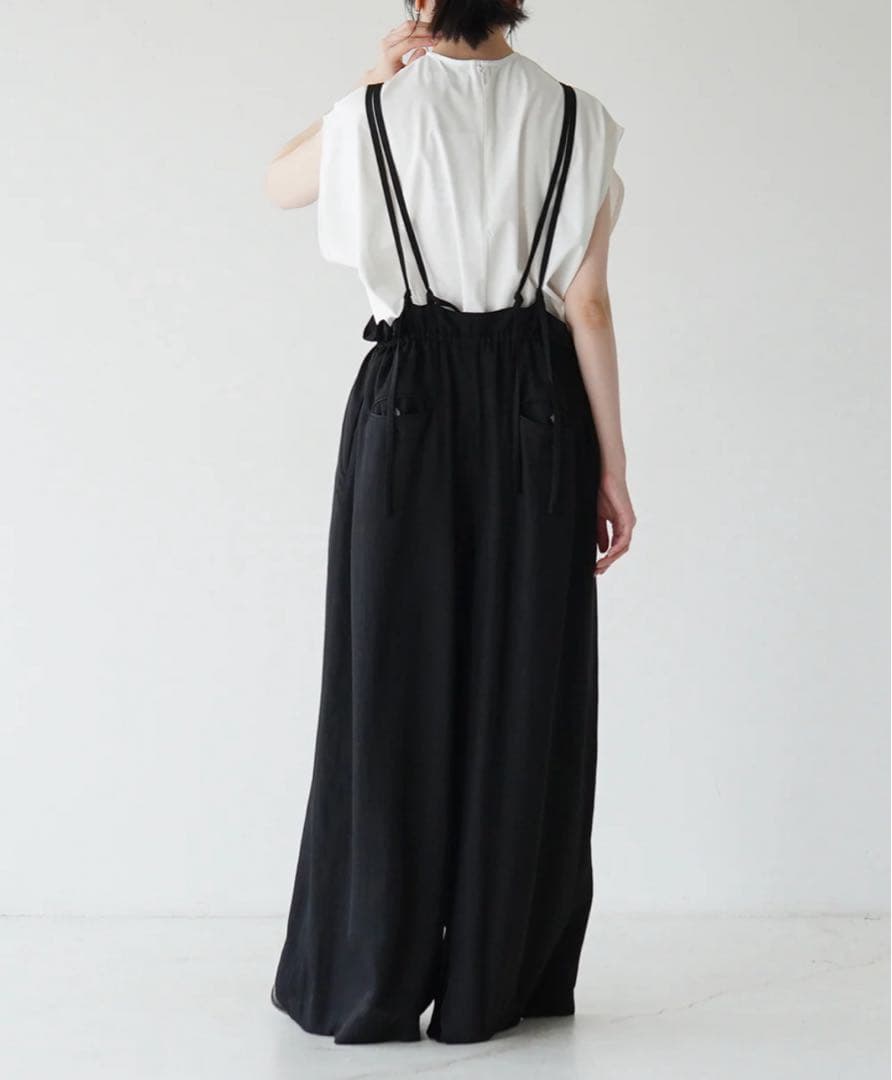 ＜SACRA＞アセテートツイル オールインワン　ブラック　サロペット