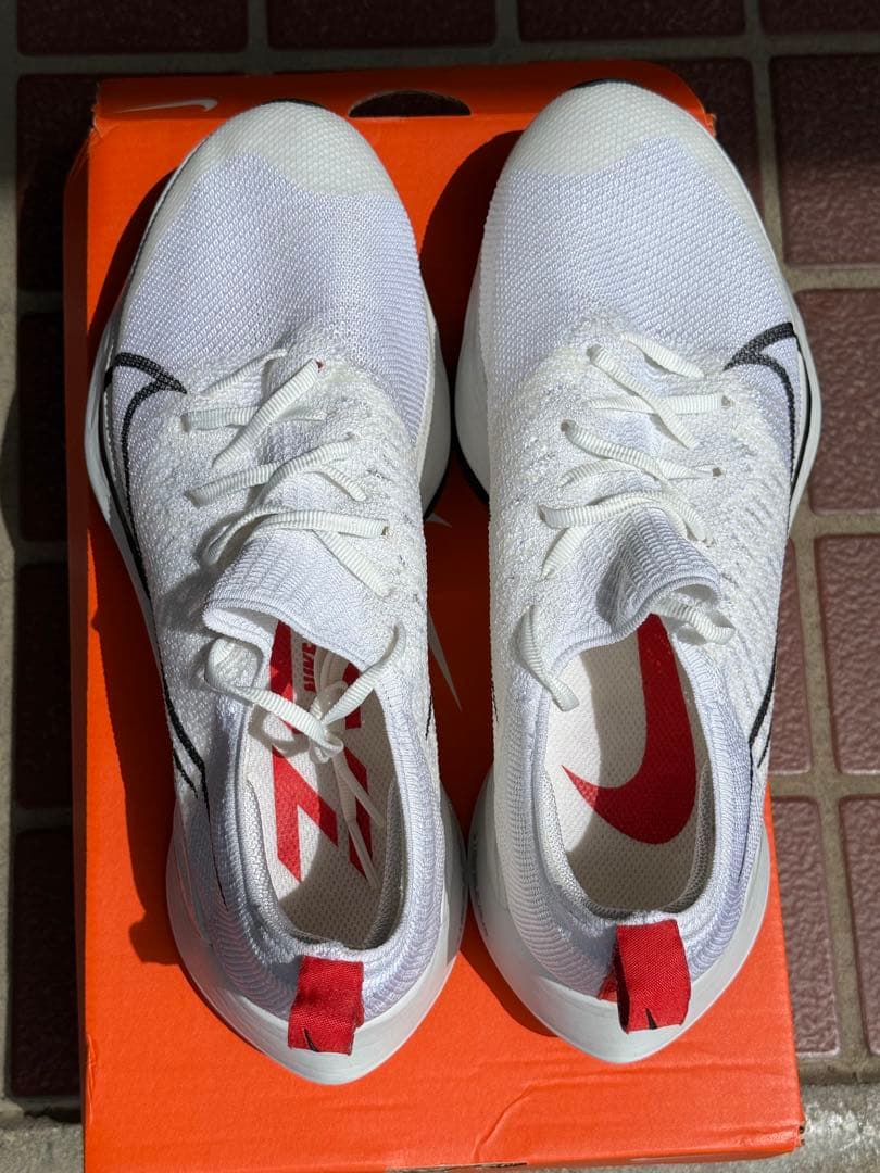 NIKE ズームテンポネクスト%フライニット　26.5cm