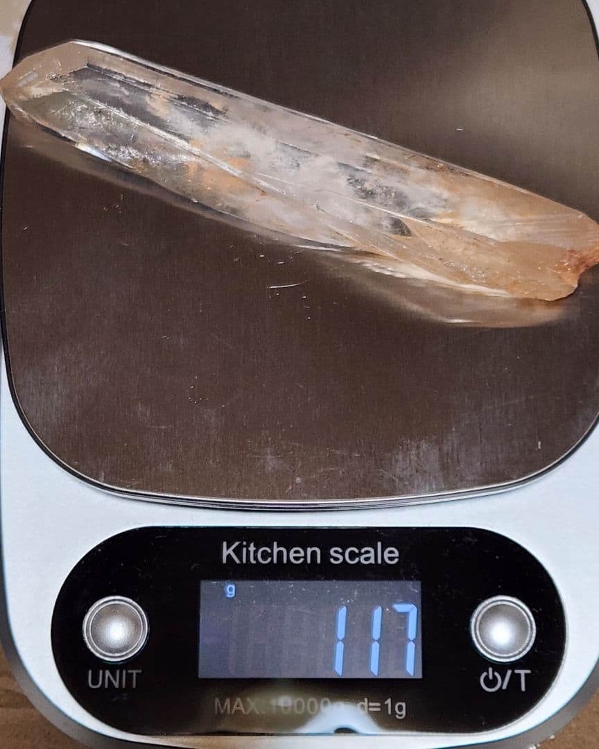 レムリアン水晶 ブルーラダー入り　台座付き　天然石