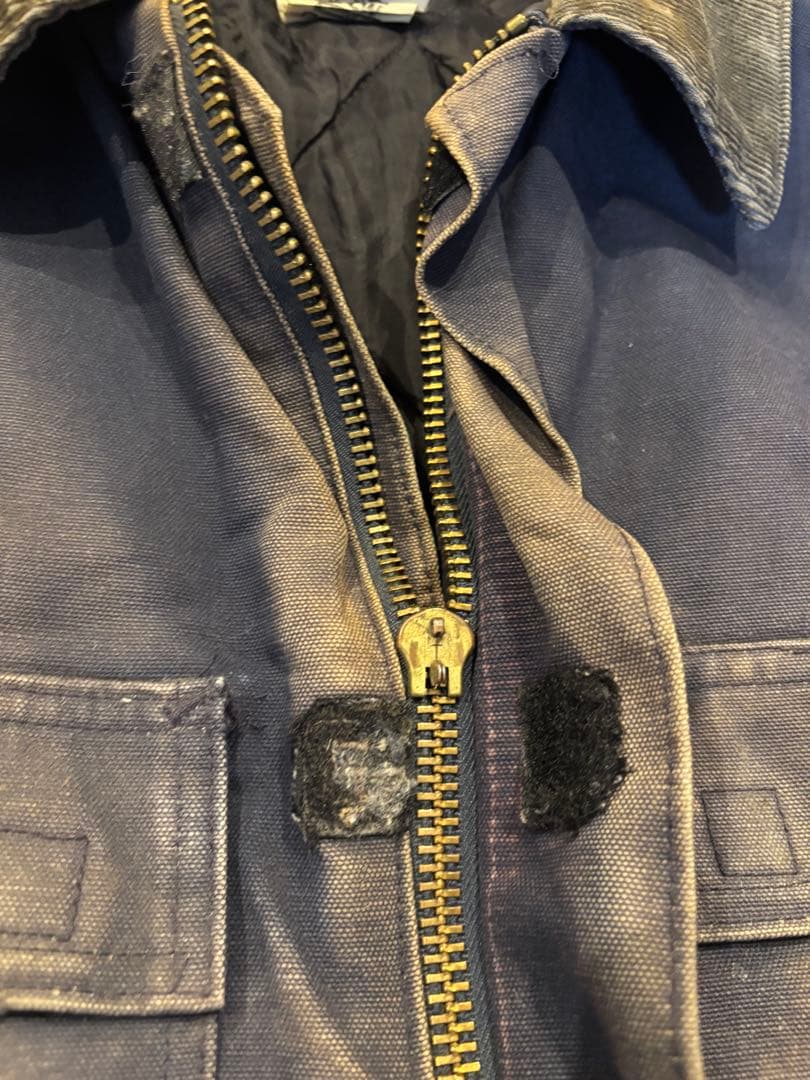 Carhartt ダークブルーワークジャケット