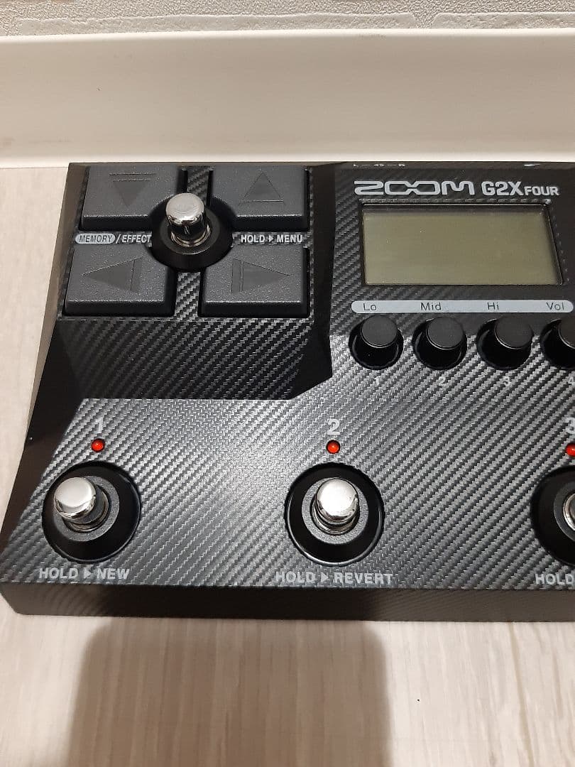 Zoom G2X Four ギターエフェクター