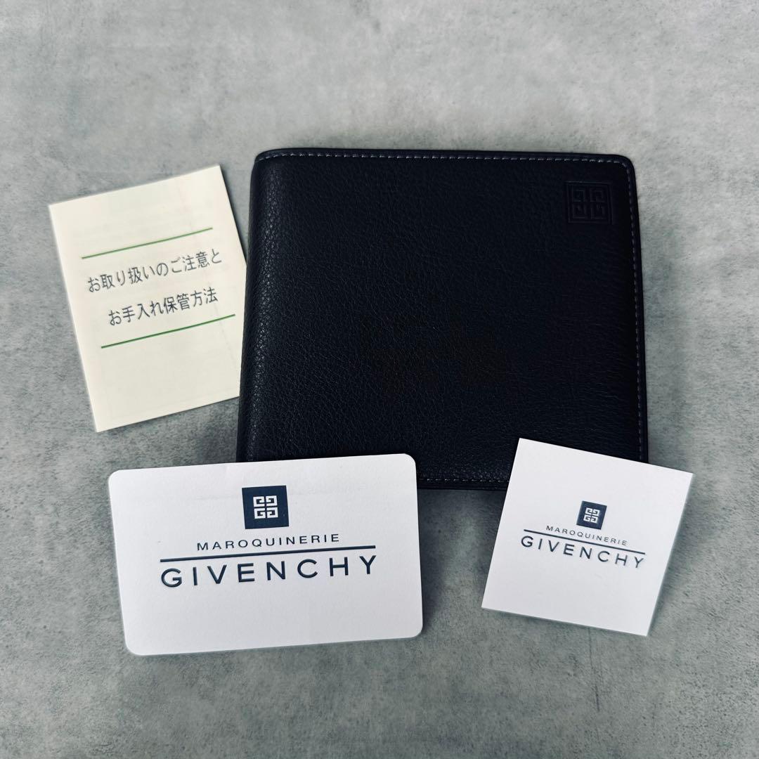 未使用✨GIVENCHY ワンポイント　4Gロゴ　レザー　二つ折り財布 黒