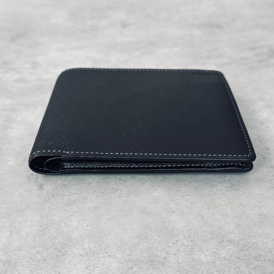 未使用✨GIVENCHY ワンポイント　4Gロゴ　レザー　二つ折り財布 黒