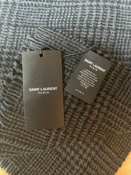 【新品・未使用】サンローラン　マフラー