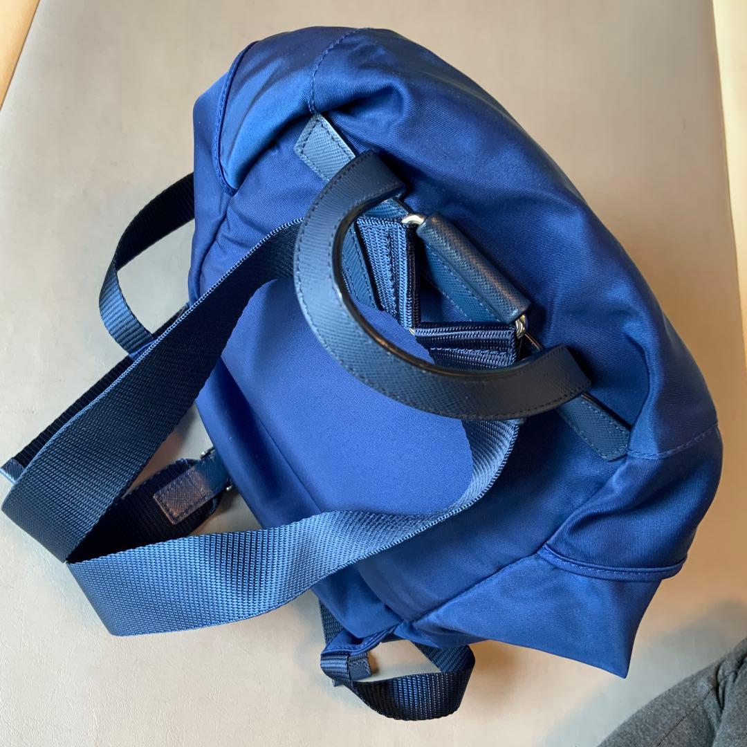 希少【PRADA】 ネイビー ナイロン バックパック 三角ロゴ