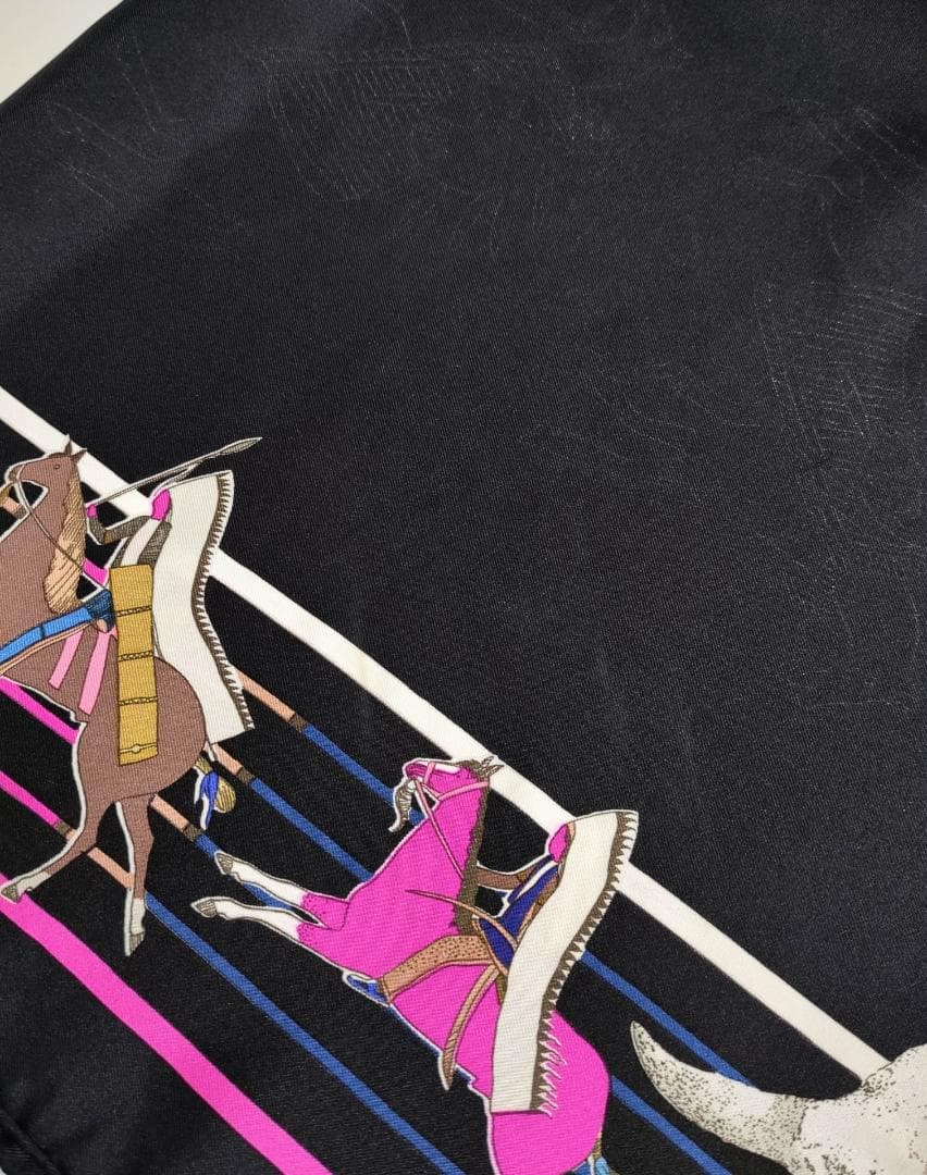 HERMES エルメス カレ90 スカーフ パウニー族の首長 ブラック系