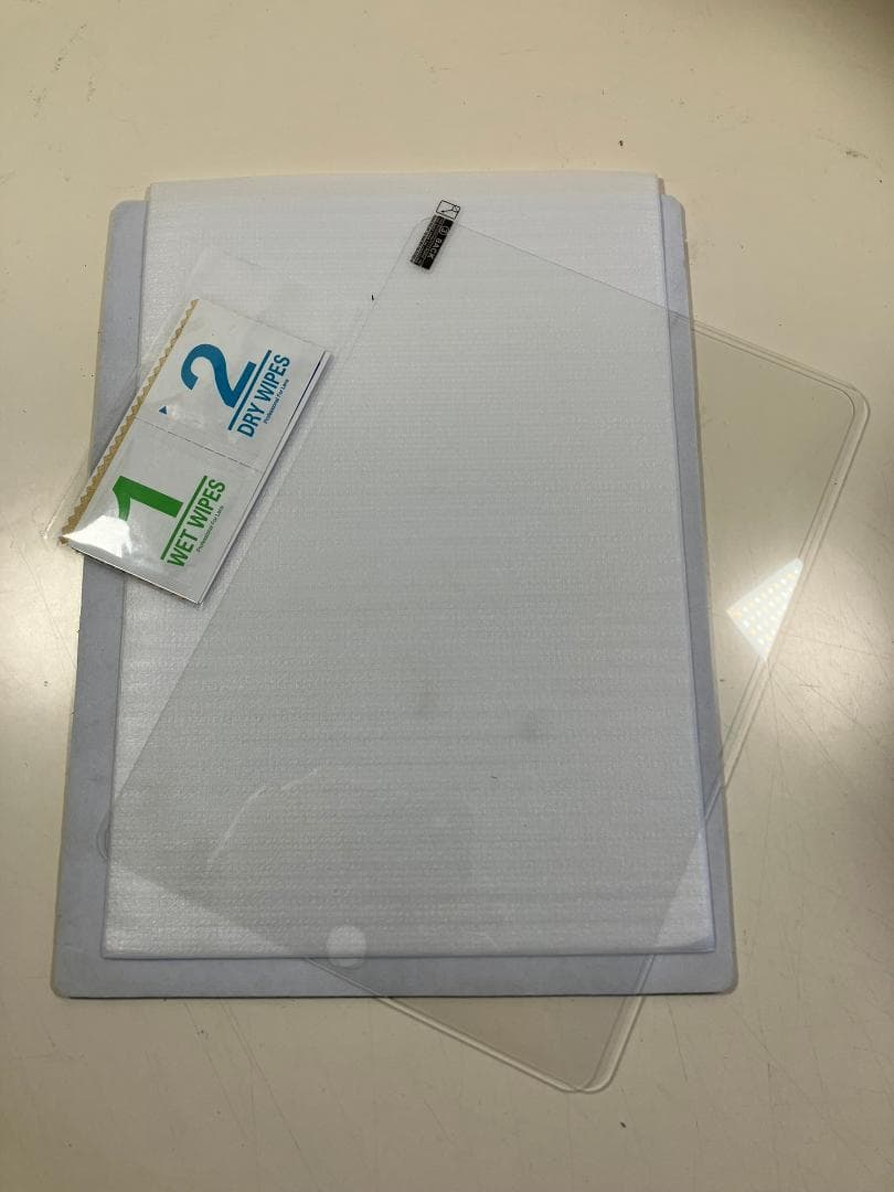 iPad 第9世代　64GB グレー　Wi-Fiモデル　4点付属品付