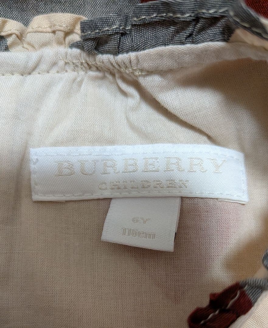 BURBERRY Children　ハート柄・チェック柄長袖ワンピース