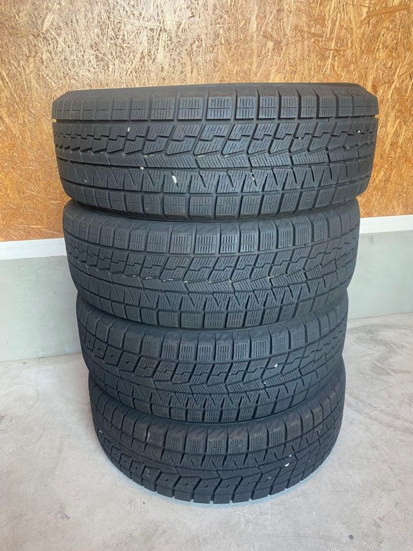 22年製 バリ溝iceGUARD IG70 215/60R16 スタッドレス