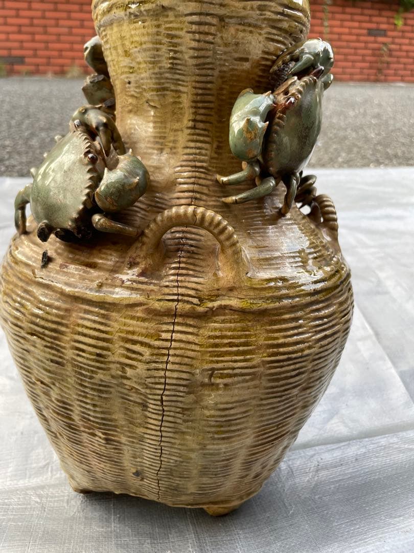 【現状品】蟹装飾 陶器花瓶 壺