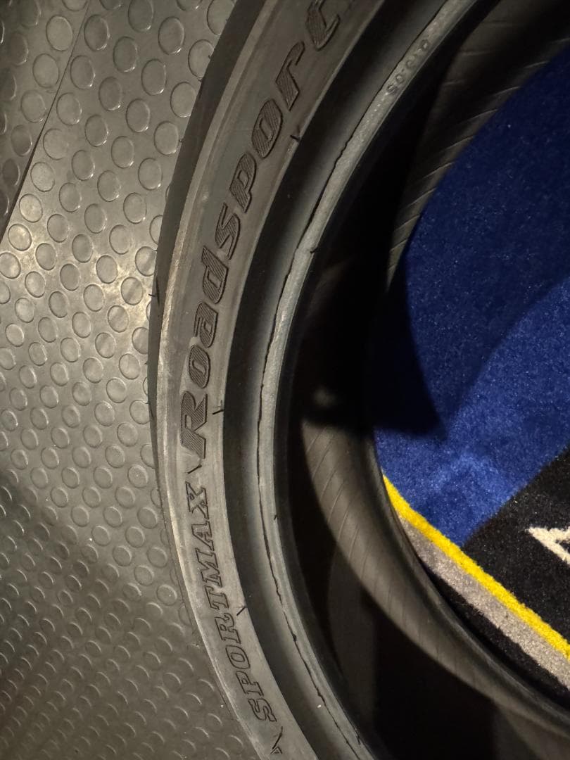 新車外しロードスポーツ2 前後セット　120/70ZR17 180/55ZR17