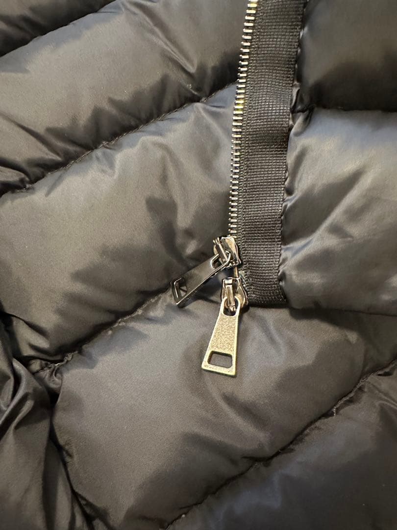 《MONCLER》ロングダウンジャケット