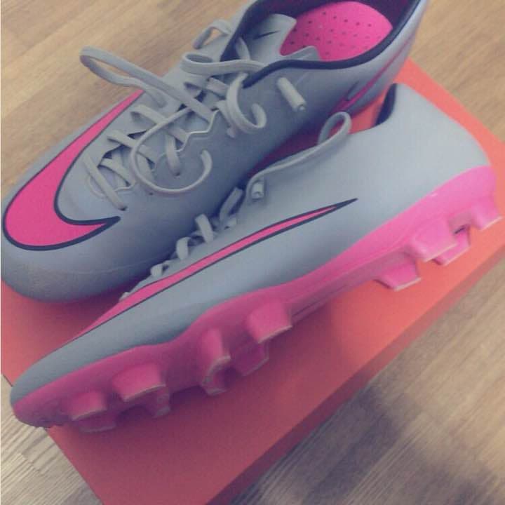 ナイキ  スパイク