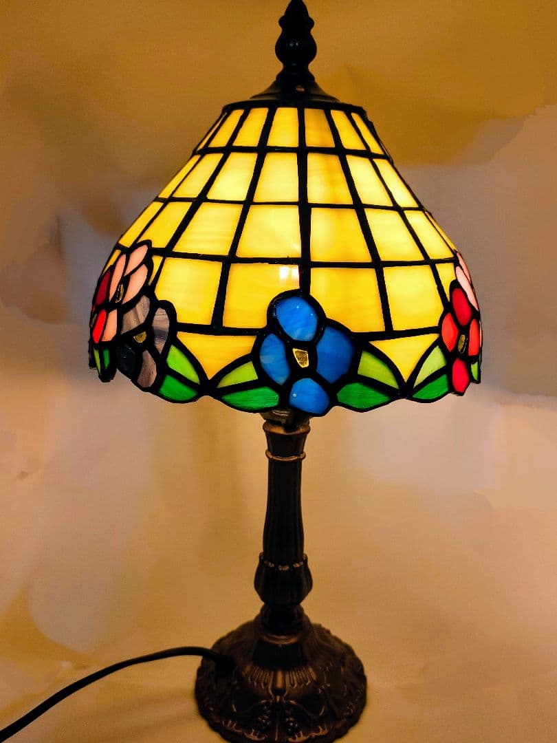 新品ステンドグラスランプ ティファニー調