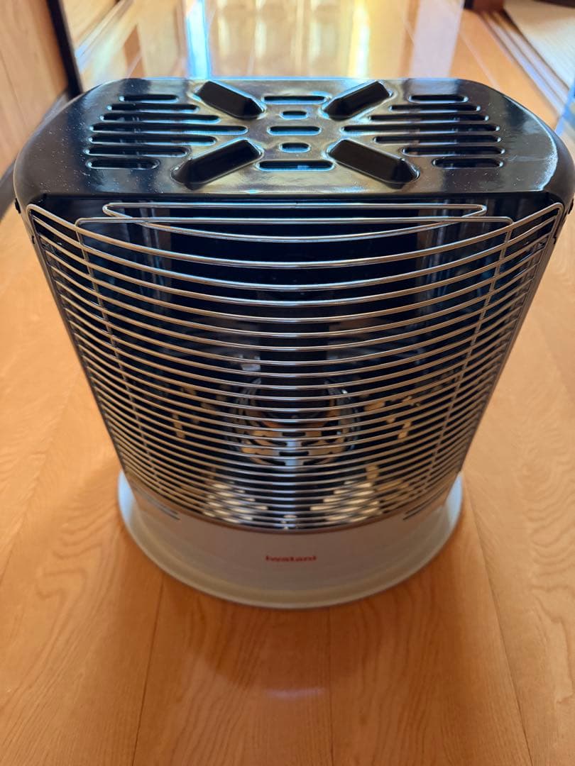 Iwataniイワタニカセットガスストーブ デカ暖Ⅲ CB-STV-DKD3-C