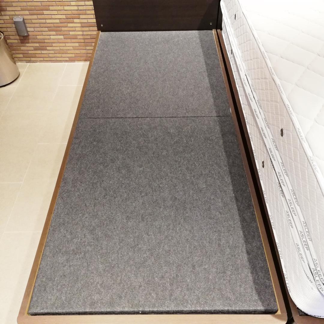 ◇美品　ASLEEP フレーム＋マットレス　セミシングル２台