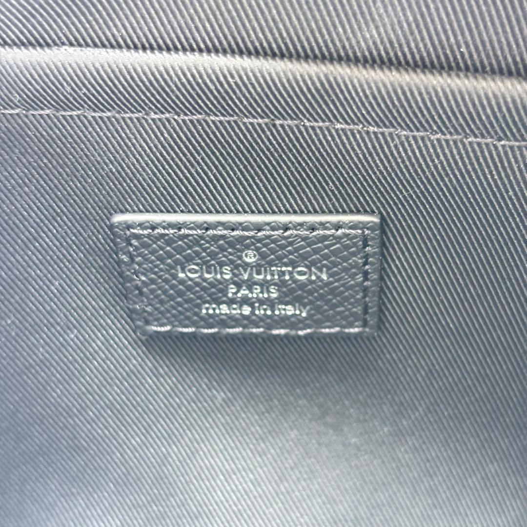 専用 出品 ルイヴィトン タイガ アウトドア メッセンジャー PM M30233