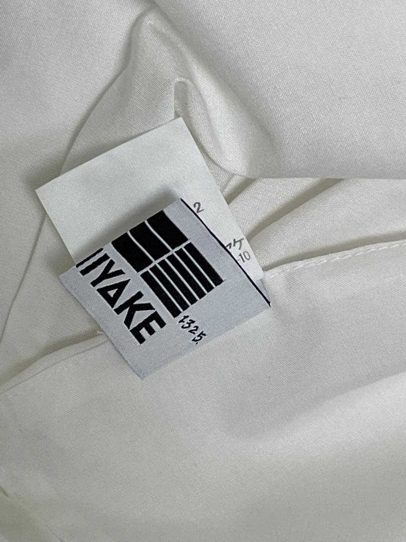 ［M様確約品］1325. ISSEY MIYAKE 長袖白シャツ