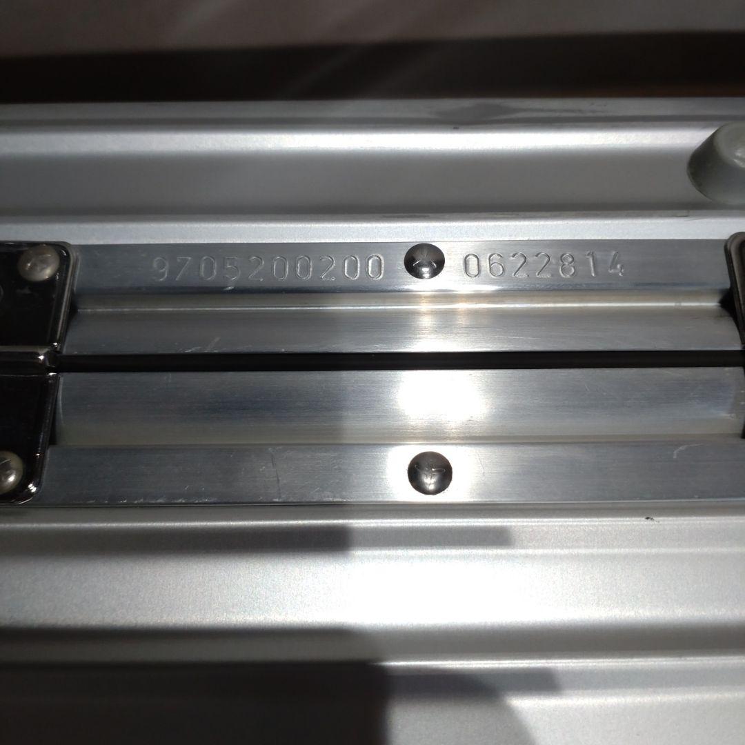 リモア　クラッシックフライト　トラベルケース　アルミニウム キャリーケース