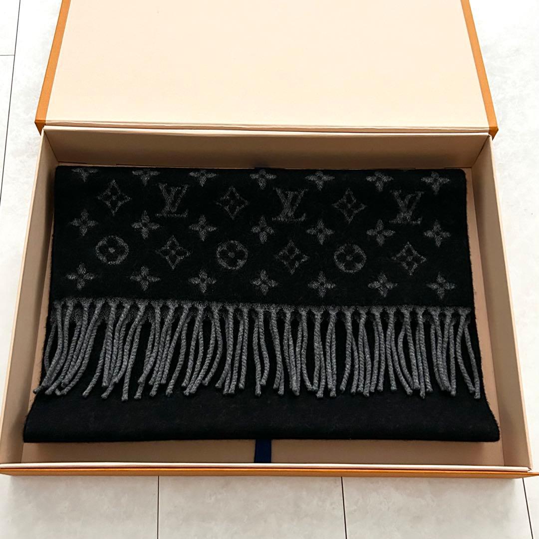 ルイヴィトン　マフラー・モノグラム グラディエント　箱付き