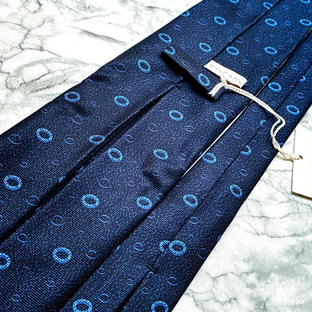 ✨未使用タグ付き✨ブルガリ　リング柄ロゴ入り　ディープブルー　ネクタイ