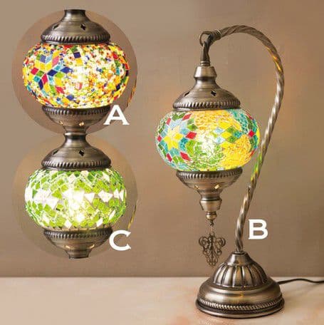 要問合わせ♥️モロッコアンティーク風♥️美しい　ランプ　　スタンドライト　3色