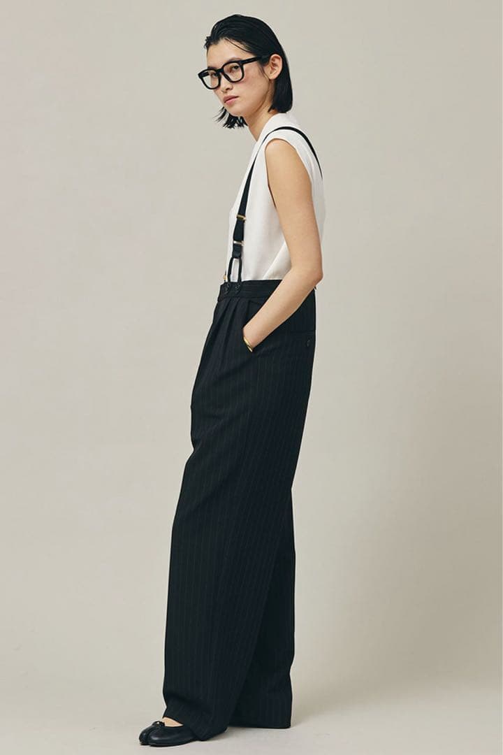 新品未使用品❣️Curensologyカレンソロジー　サスペンダーパンツ